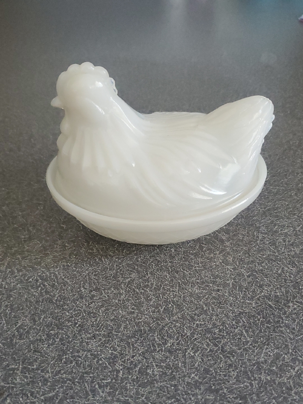 White Milk Glass Hen on Nest Decorative Trinket Dish